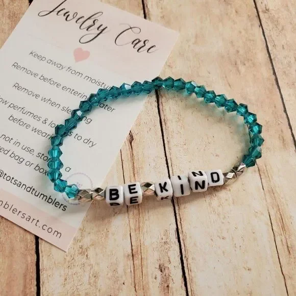 Be Kind Beaded Stretch Bracelet - Picture 13 of 14